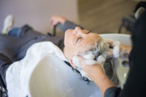 Guía completa para el uso del shampoo anticaspa