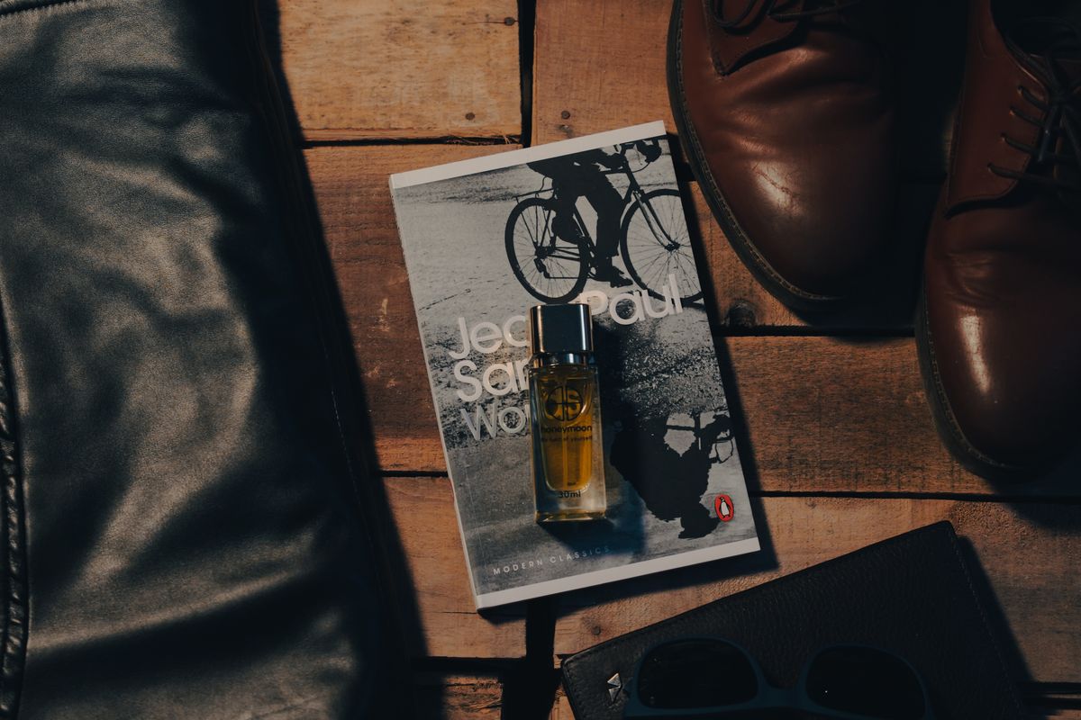 Perfumes clásicos para hombre con accesorios de moda